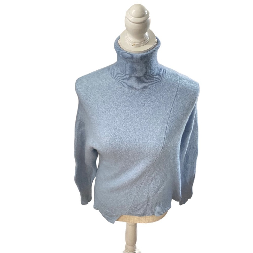 360 Cashmere Women Light Blue Cashmere Turtleneck Sweater Sz M Luxe Soft Warm